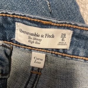 Curve Love - Skinny High-Rise